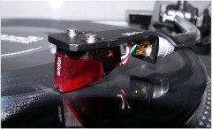 2M Red Pikap İğnesi