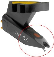 Stylus 5 E Pikap İğnesi - Sadece Ortofon OM serisi için yedek iğnedir. Kartuş dahil değildir.